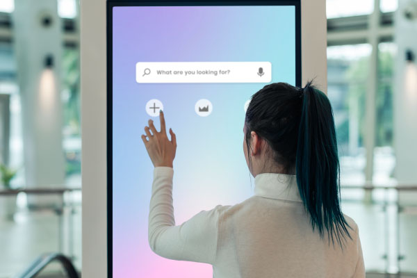 Conversational User Interfaces (CUIs) The Vanguard of Customer Experience